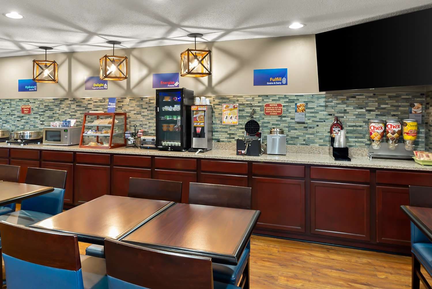 Best Western Lakewood Inn 5