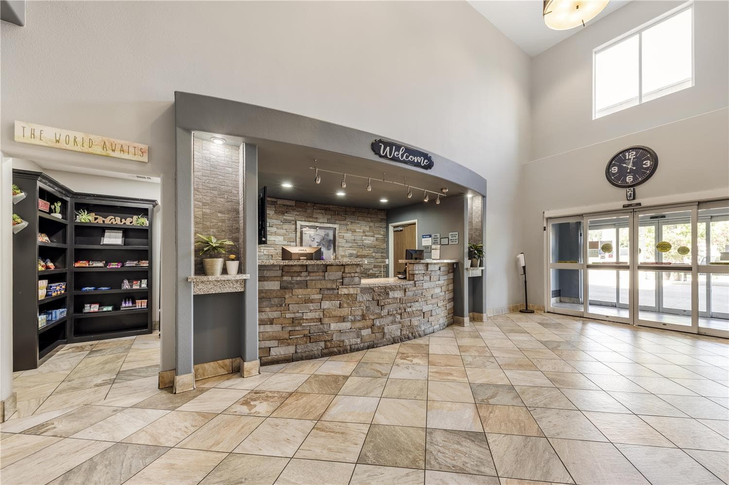 Best Western Plus Sand Bass Inn & Suites 2