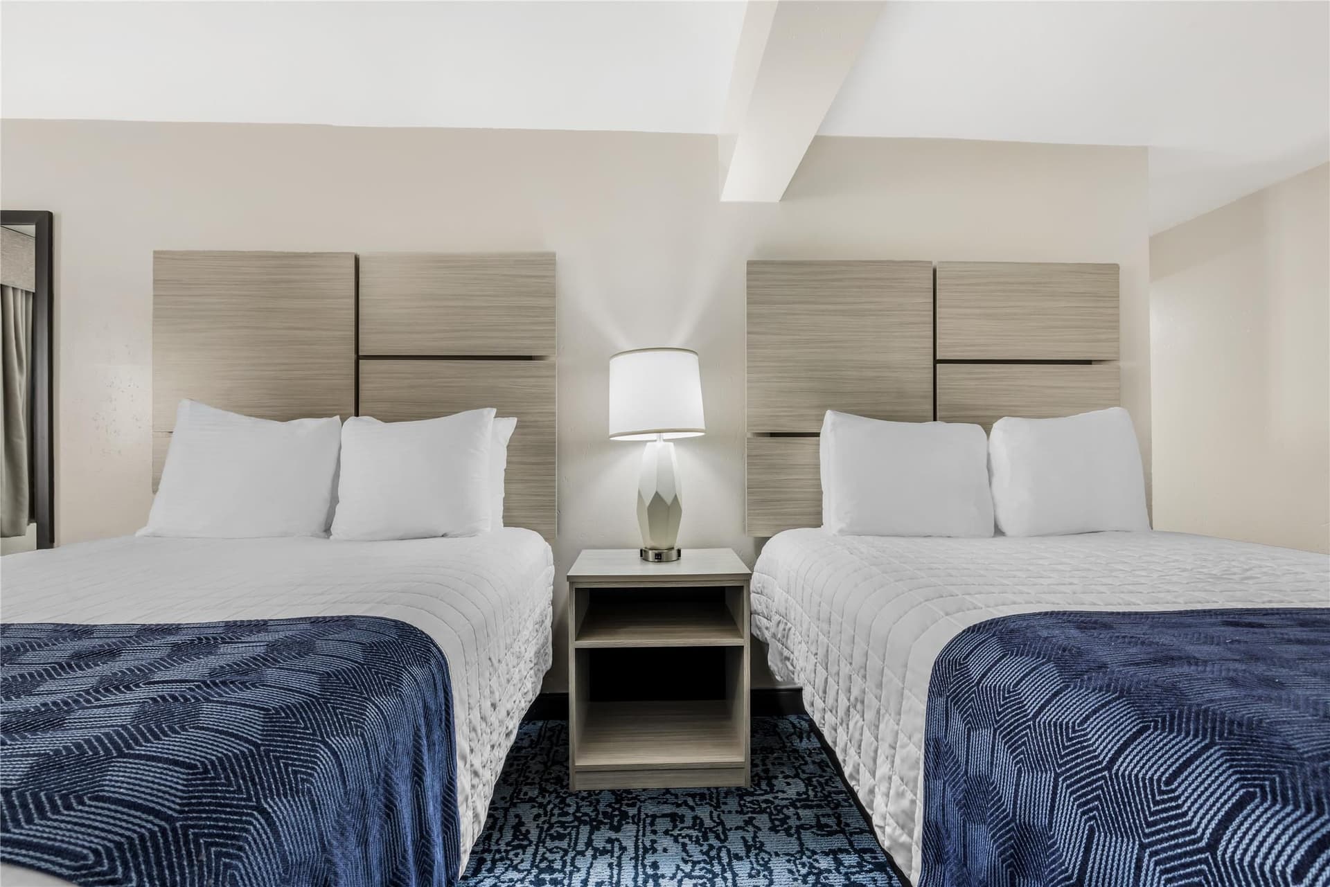 Best Western New Oregon 5