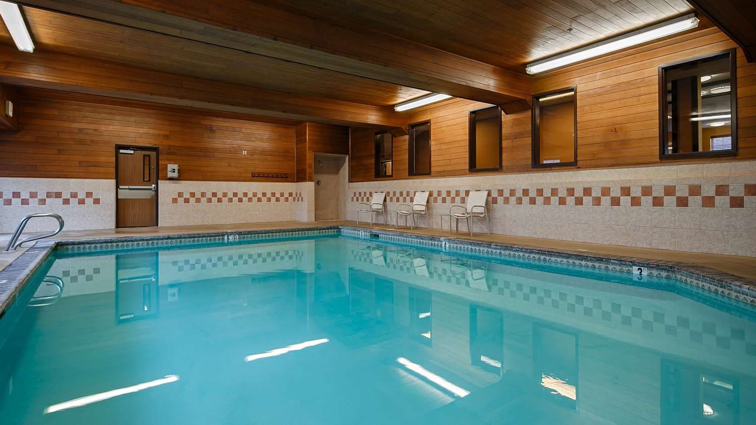 Best Western Plus Rama Inn & Suites 3