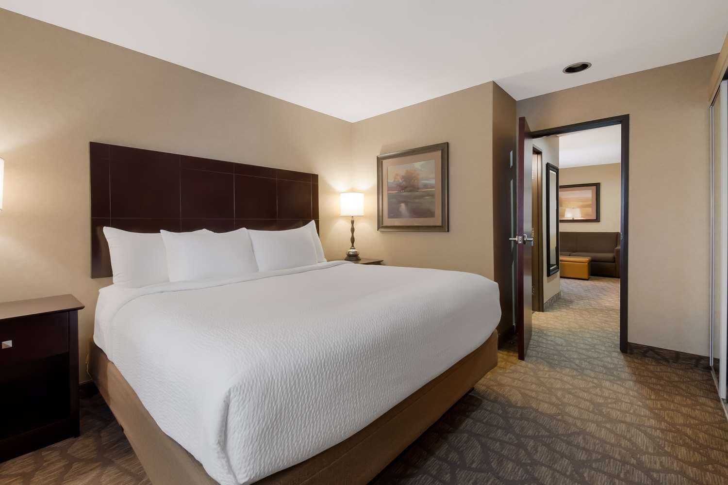 Best Western University Inn & Suites 4