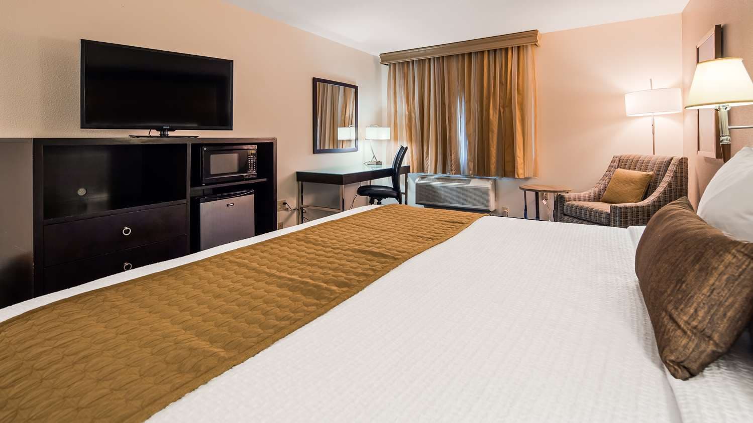 Best Western Plus Portland Airport Hotel & Suites 4