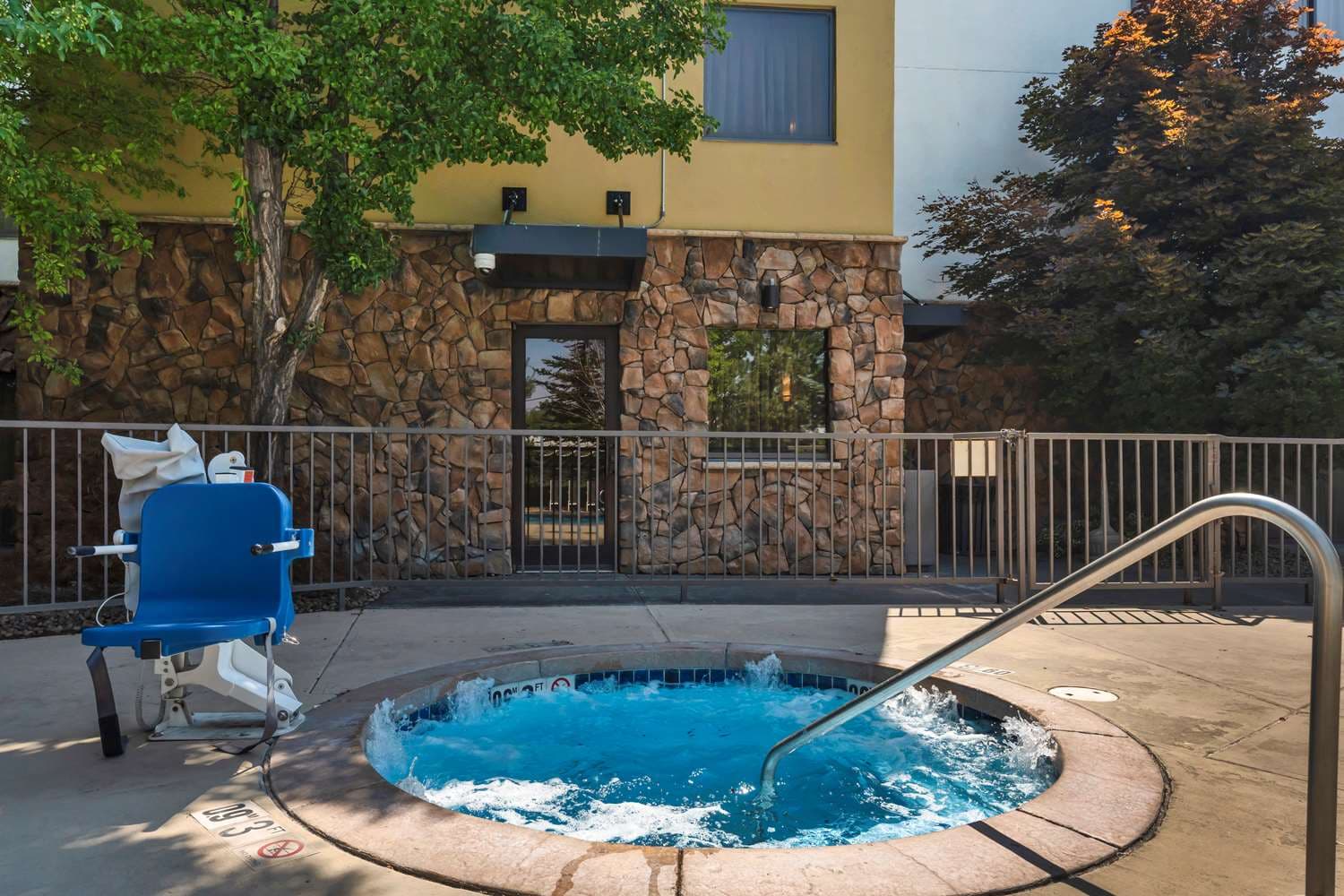 Best Western Plus Olympic Inn 5