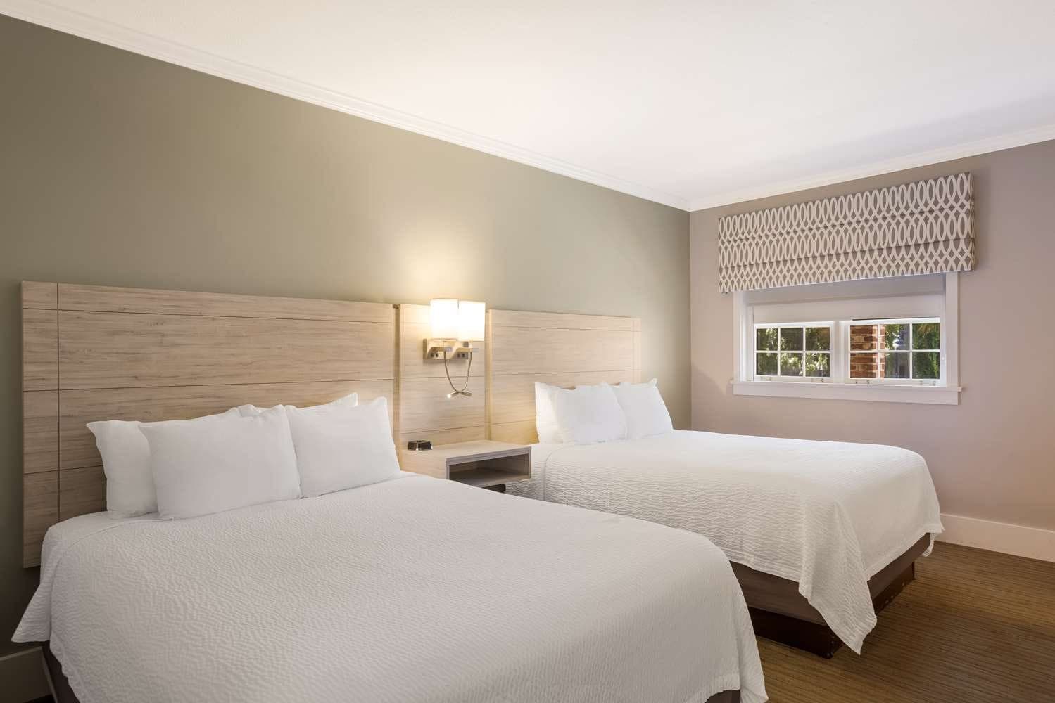 Best Western Sea Island Inn 4