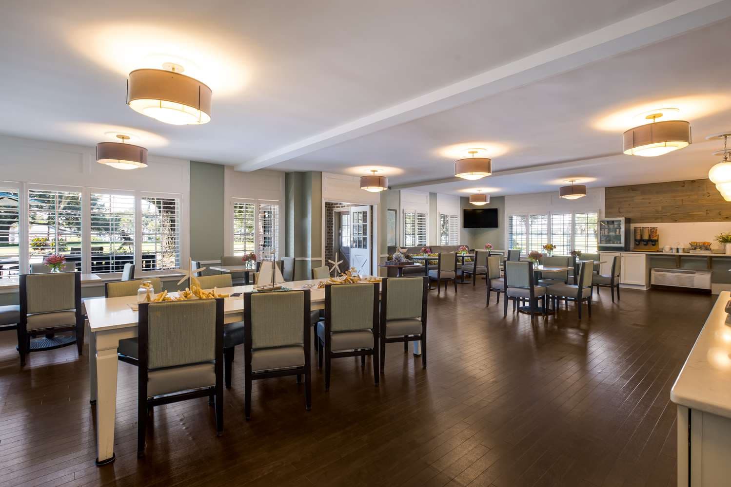 Best Western Sea Island Inn 5