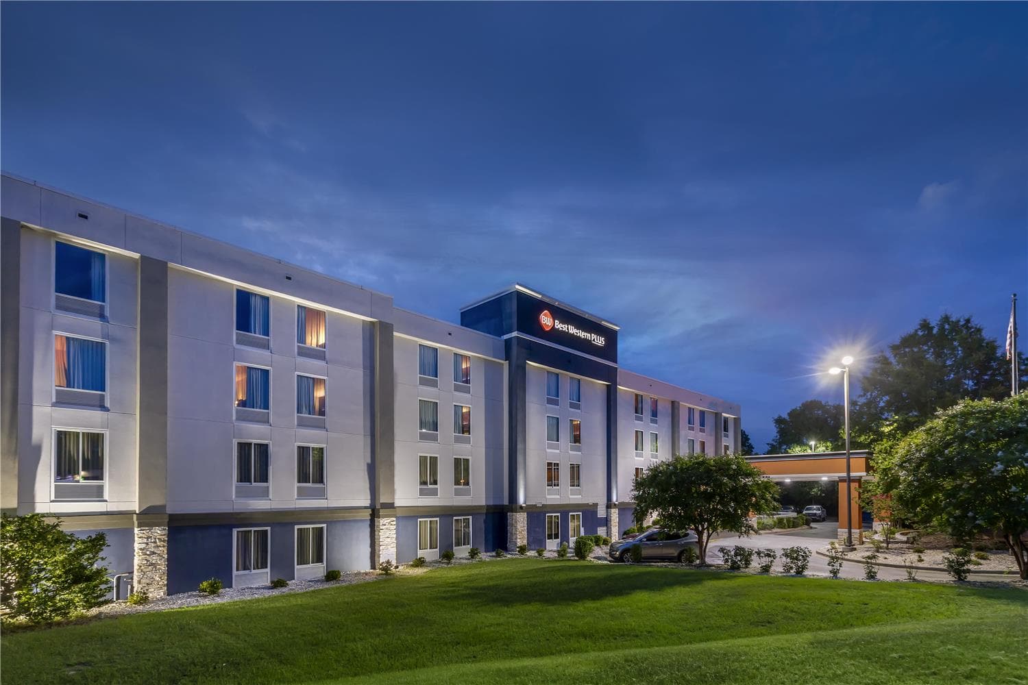 Best Western Plus Lexington Inn