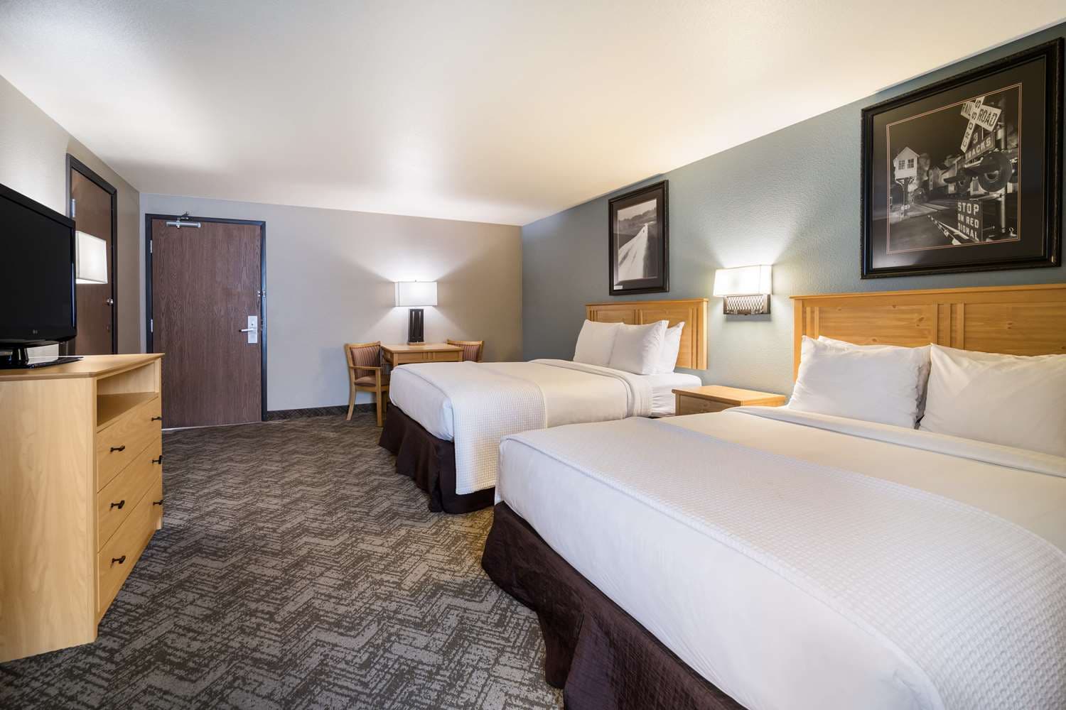 Best Western Golden Spike Inn & Suites 3