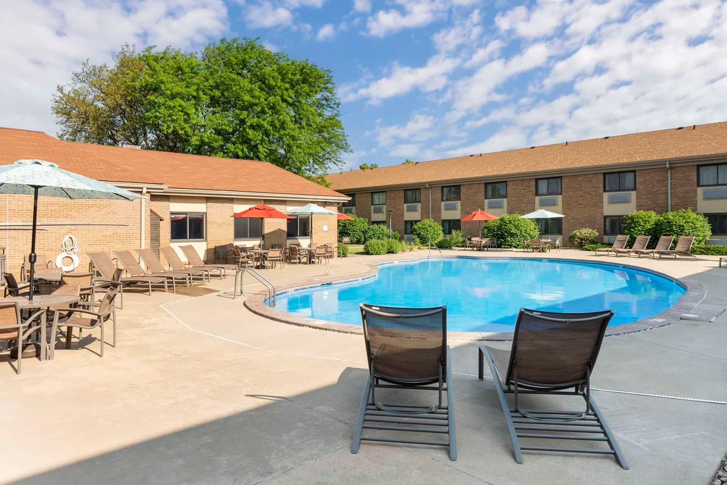 Best Western Plus Ramkota Hotel 4