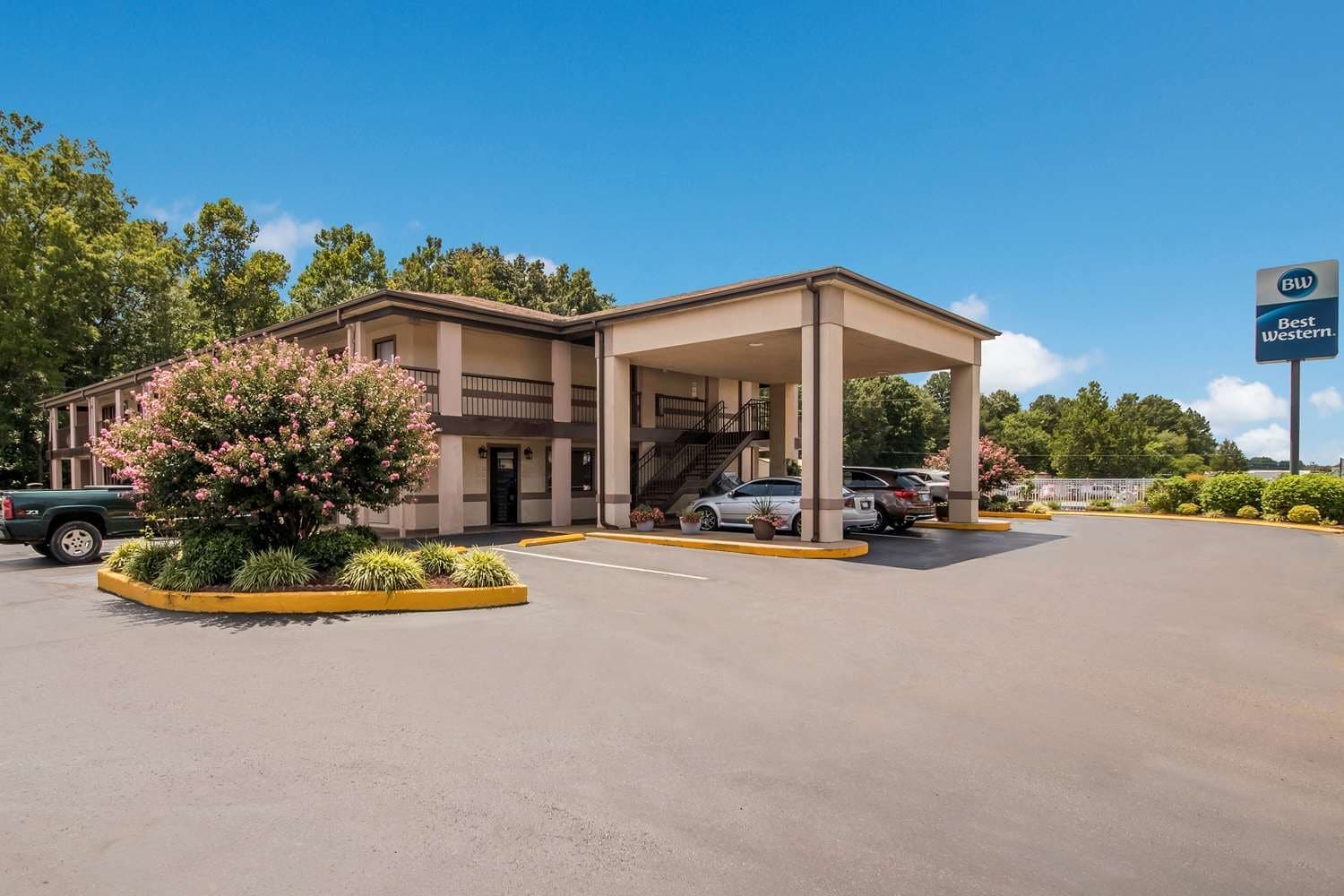 Best Western McKenzie 2