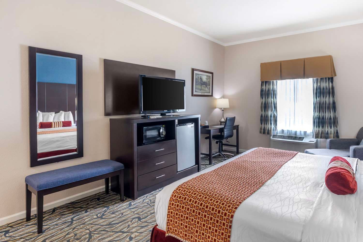 Best Western Spring Hill Inn & Suites 3
