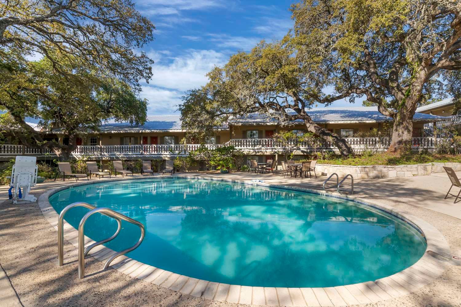 Best Western Sunday House Inn 5