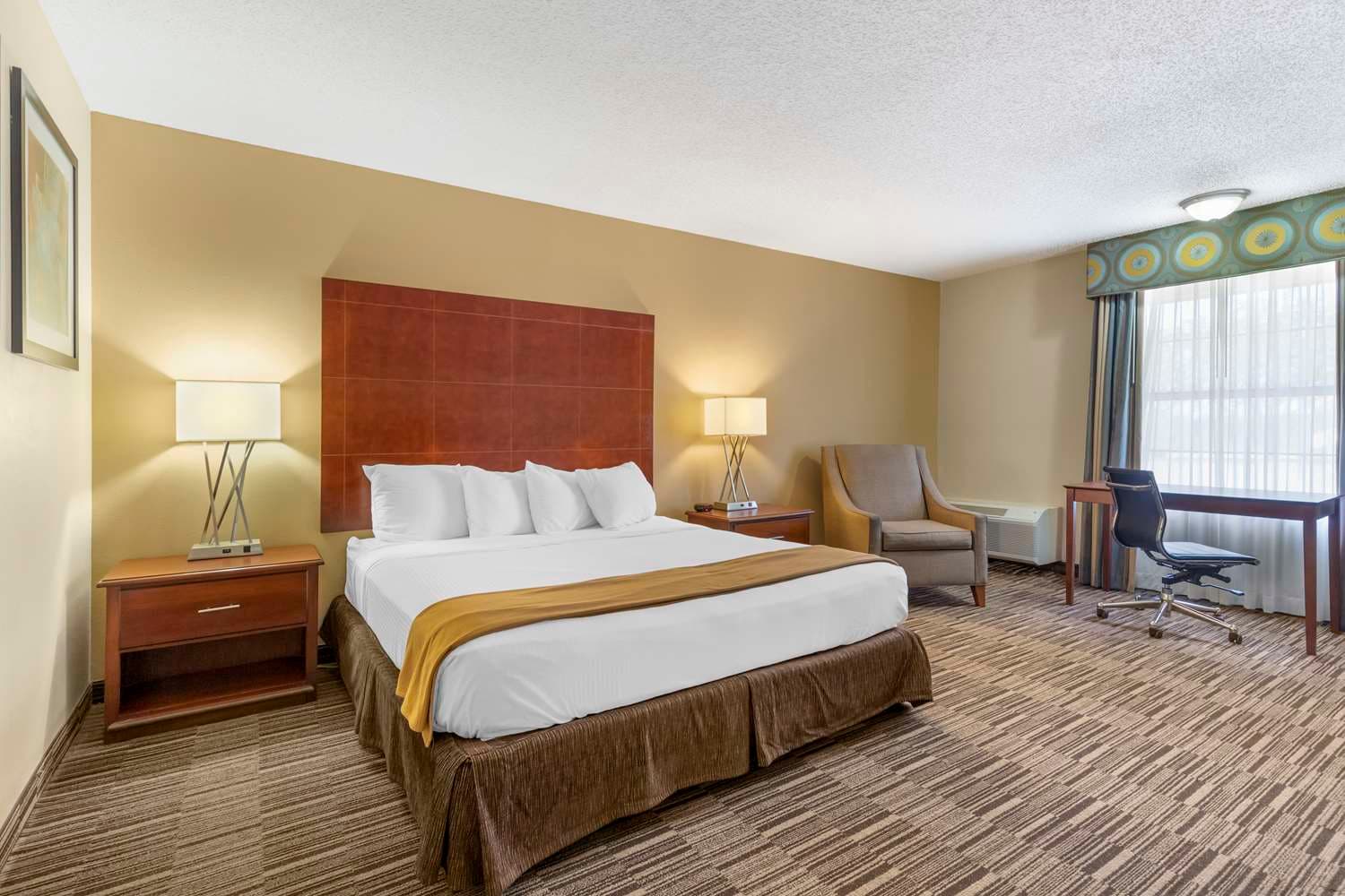 Best Western Sunday House Inn 3