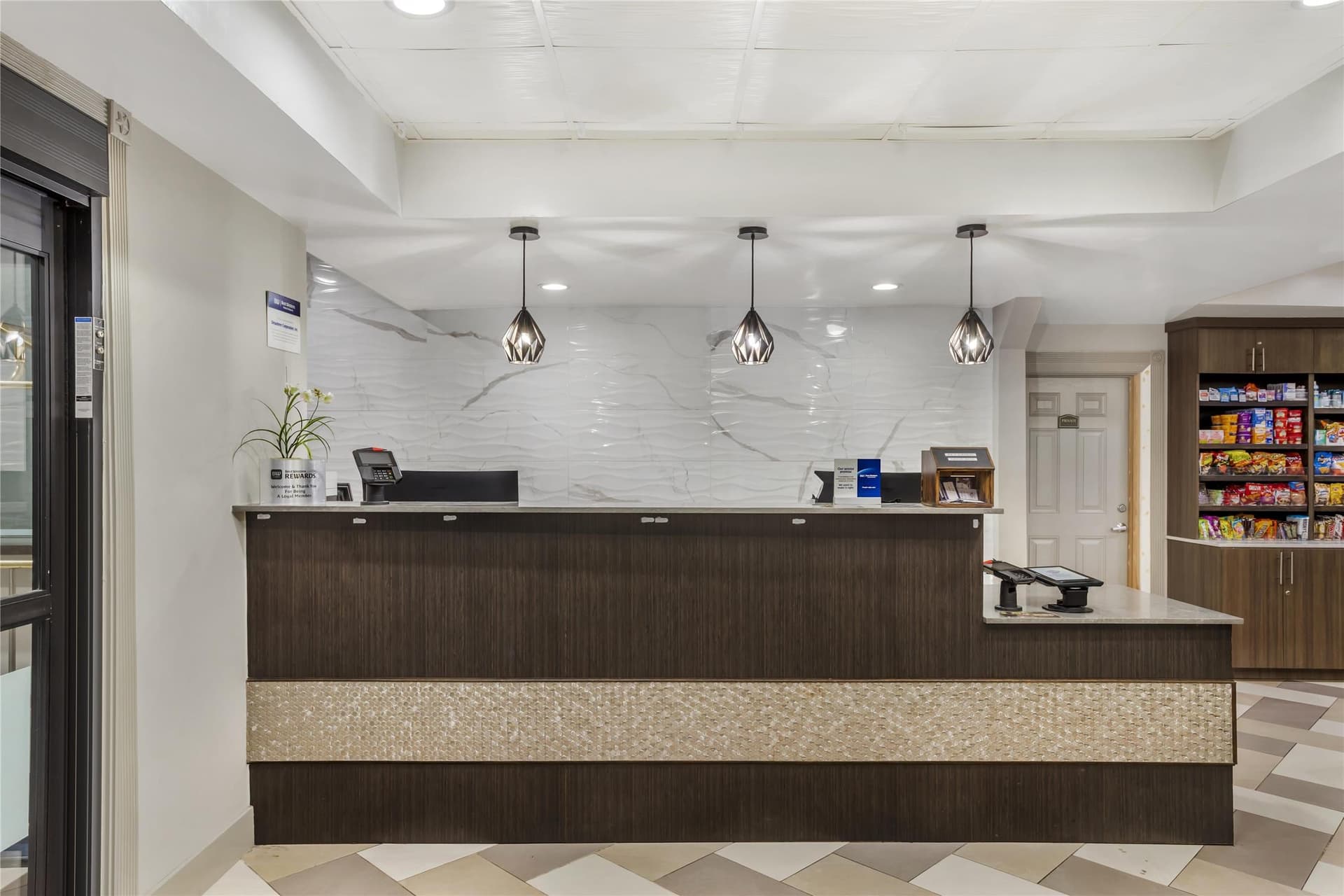 Best Western Plus Heritage Inn 5