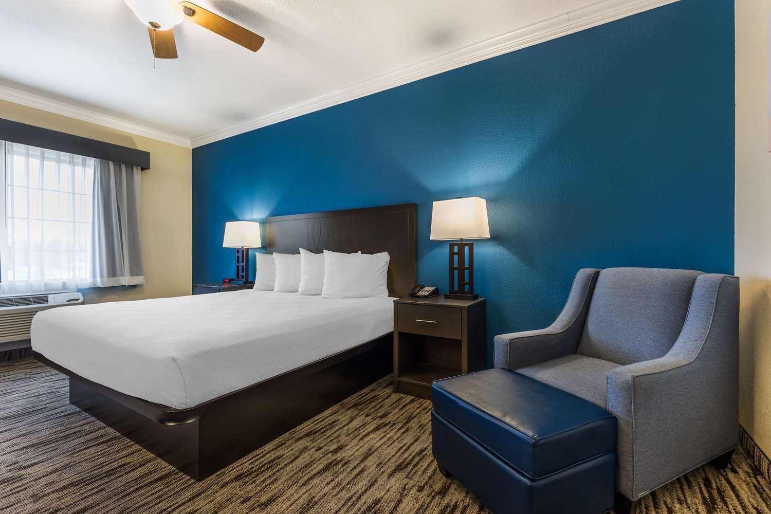 Best Western Dinosaur Valley Inn & Suites 2