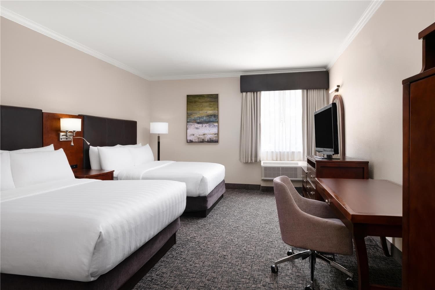 Best Western Plus Downtown Inn & Suites 3