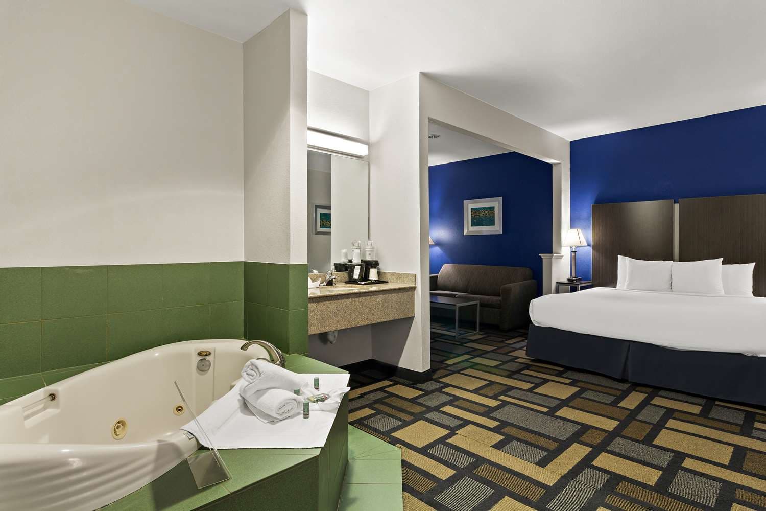 Best Western Galleria Inn & Suites 5