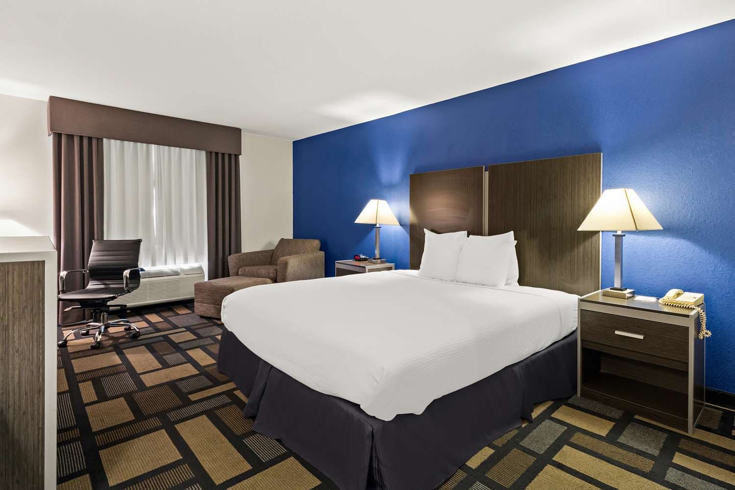 Best Western Galleria Inn & Suites 2
