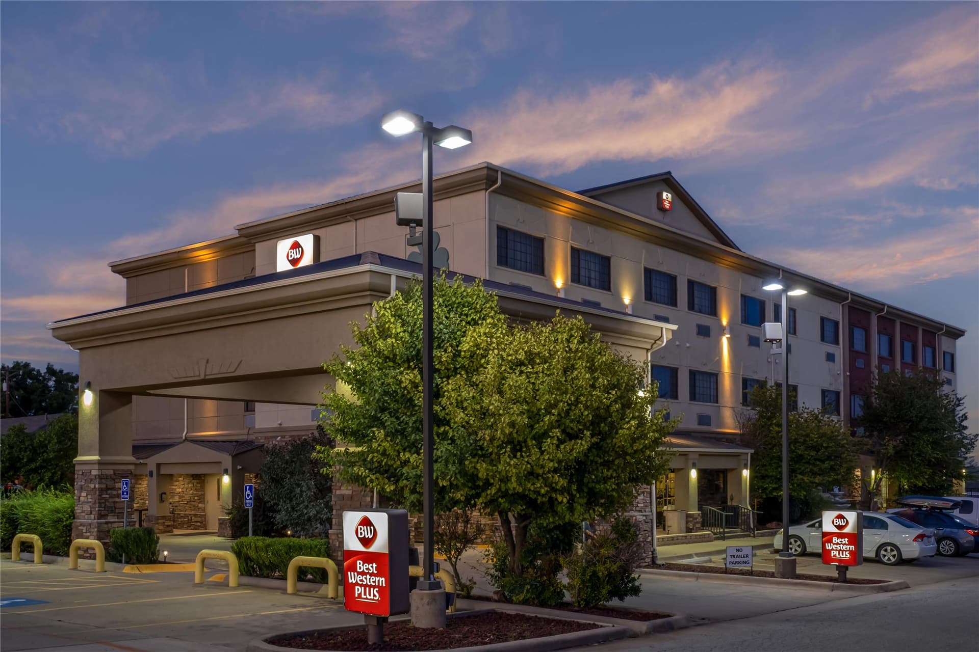 Best Western Plus Shamrock Inn & Suites 4