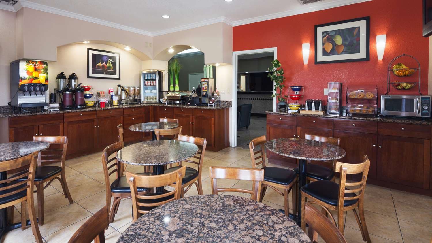 Best Western Angleton Inn 4