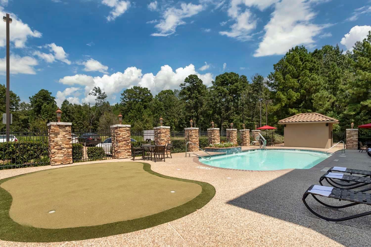Best Western Plus Crown Colony Inn & Suites 5