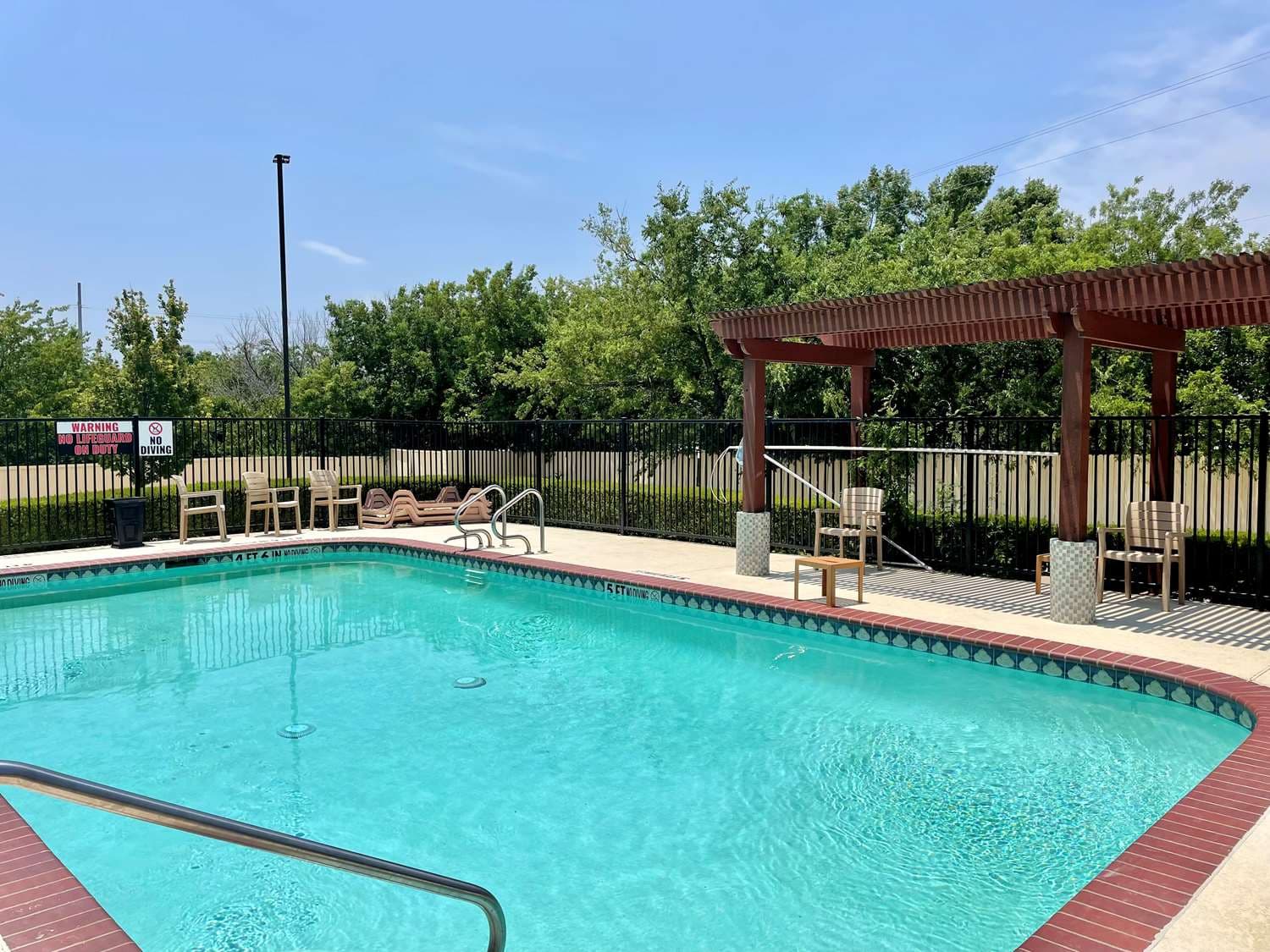 Best Western Roanoke Inn & Suites 2