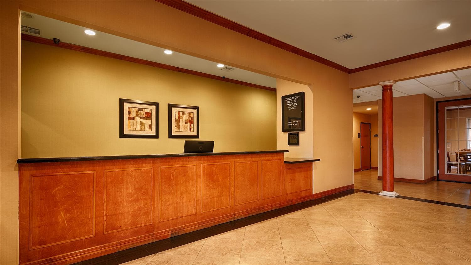 Best Western Cleveland Inn & Suites 5