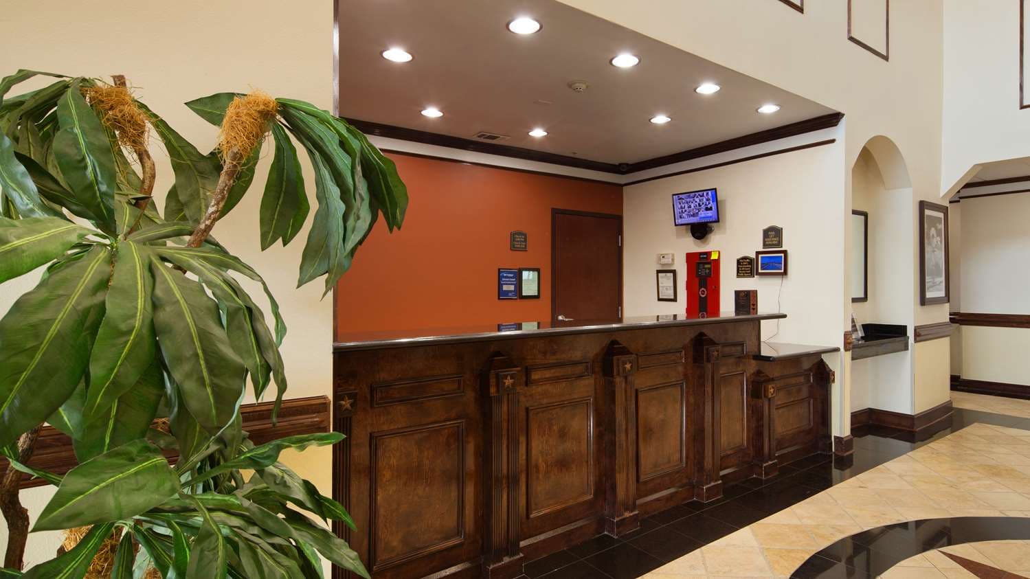 Best Western Lone Star Inn 3
