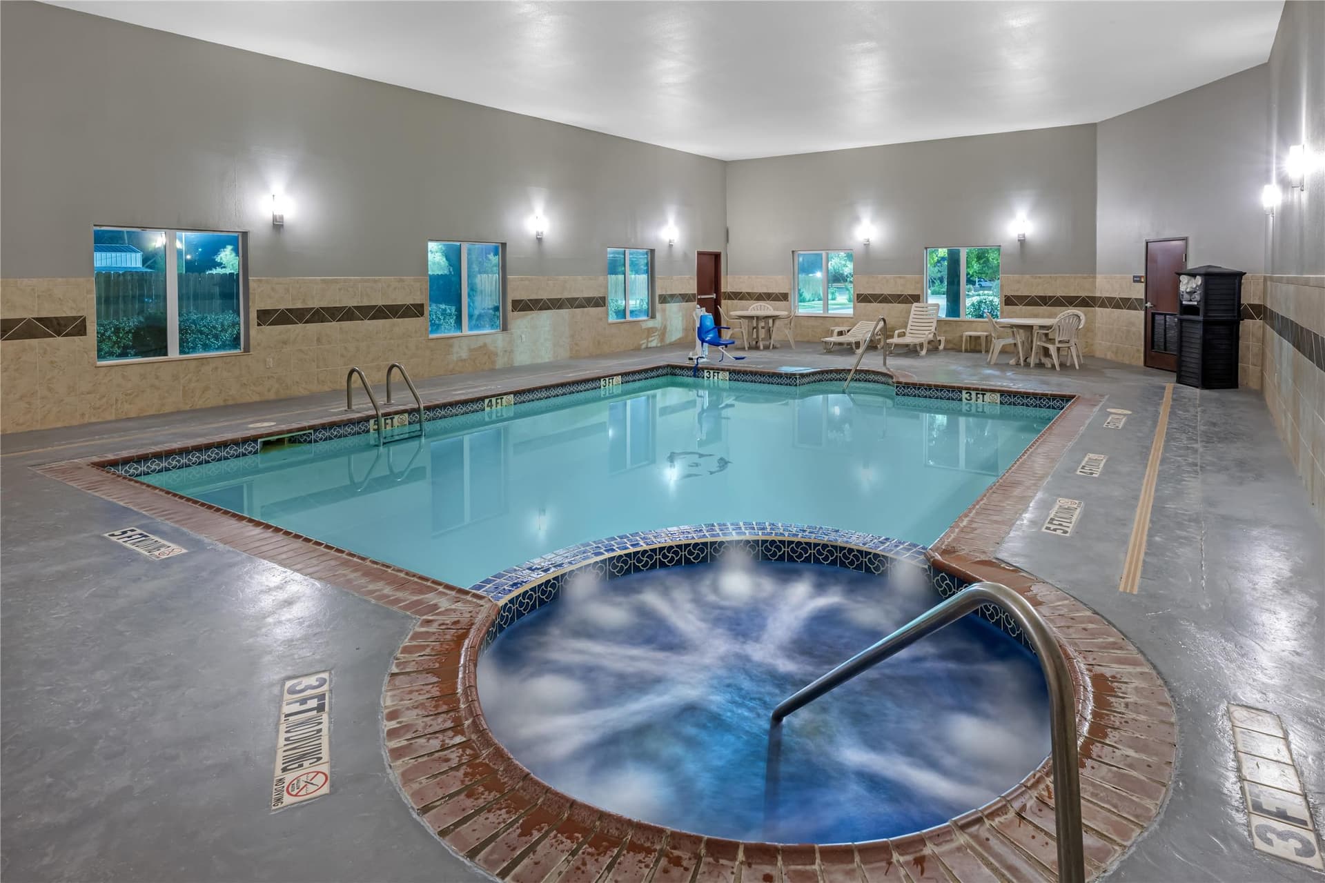 Best Western South Plains Inn & Suites 5