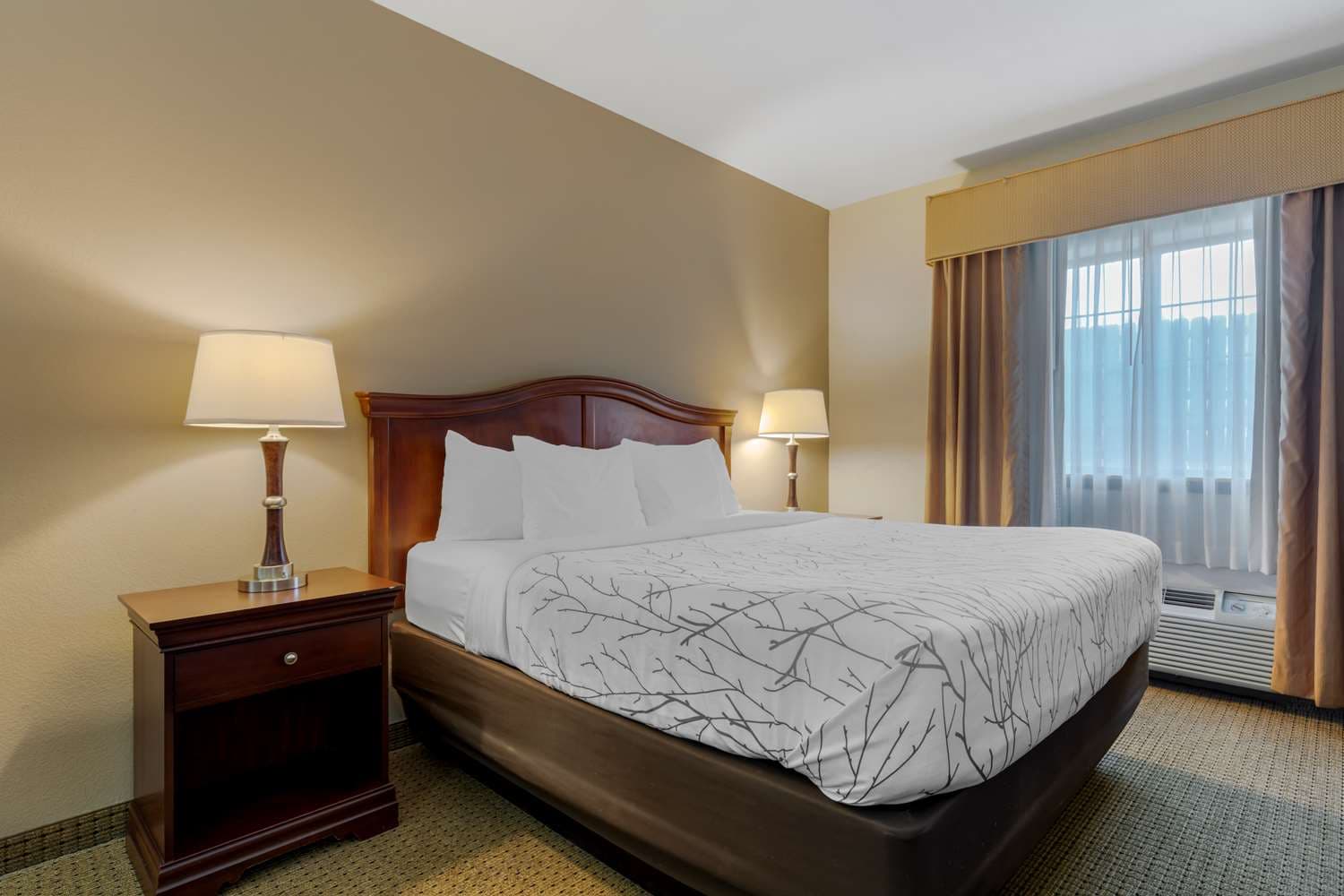 Best Western Plus Sweetwater Inn & Suites 2