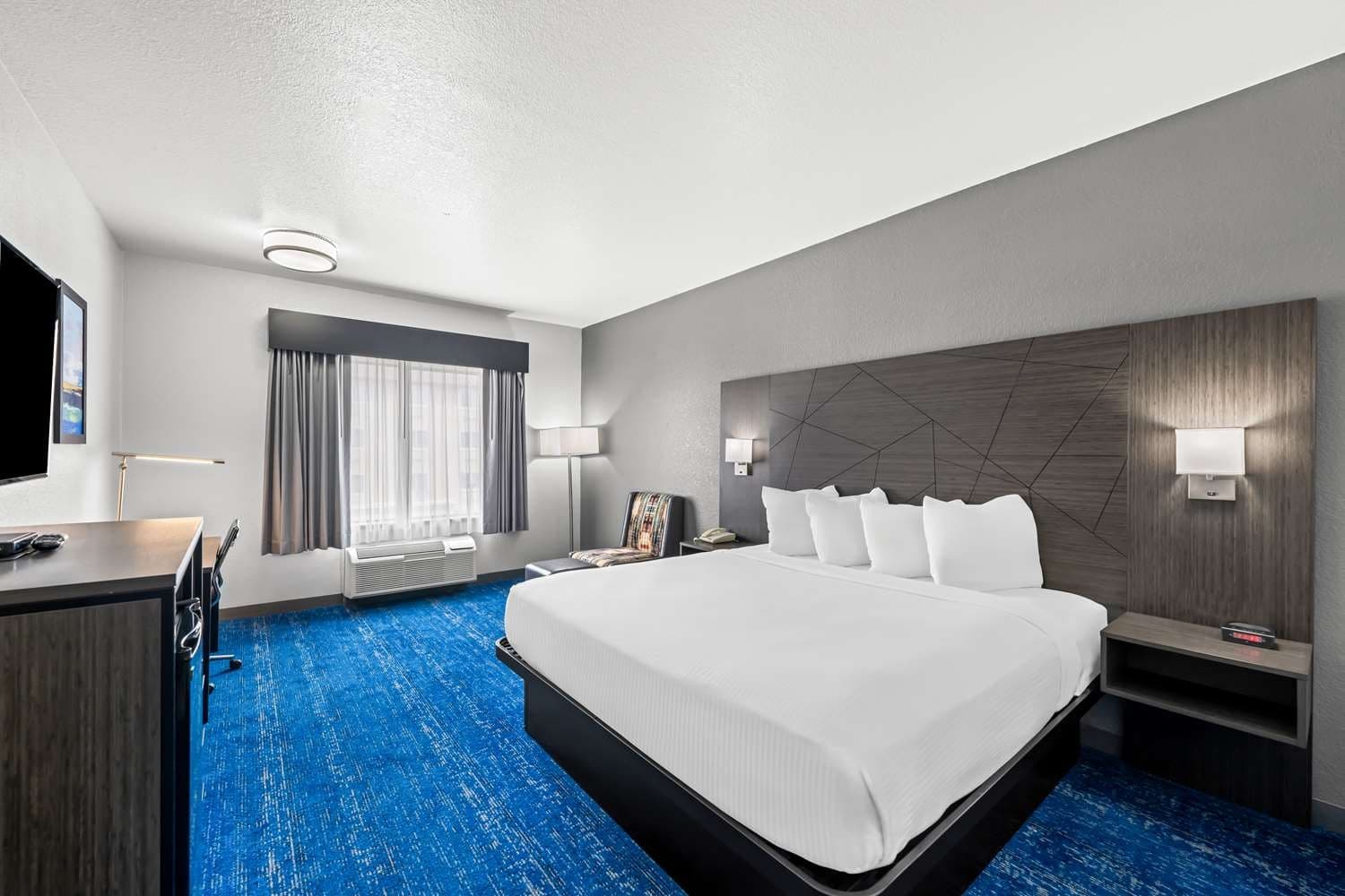 Best Western Palace Inn & Suites 2