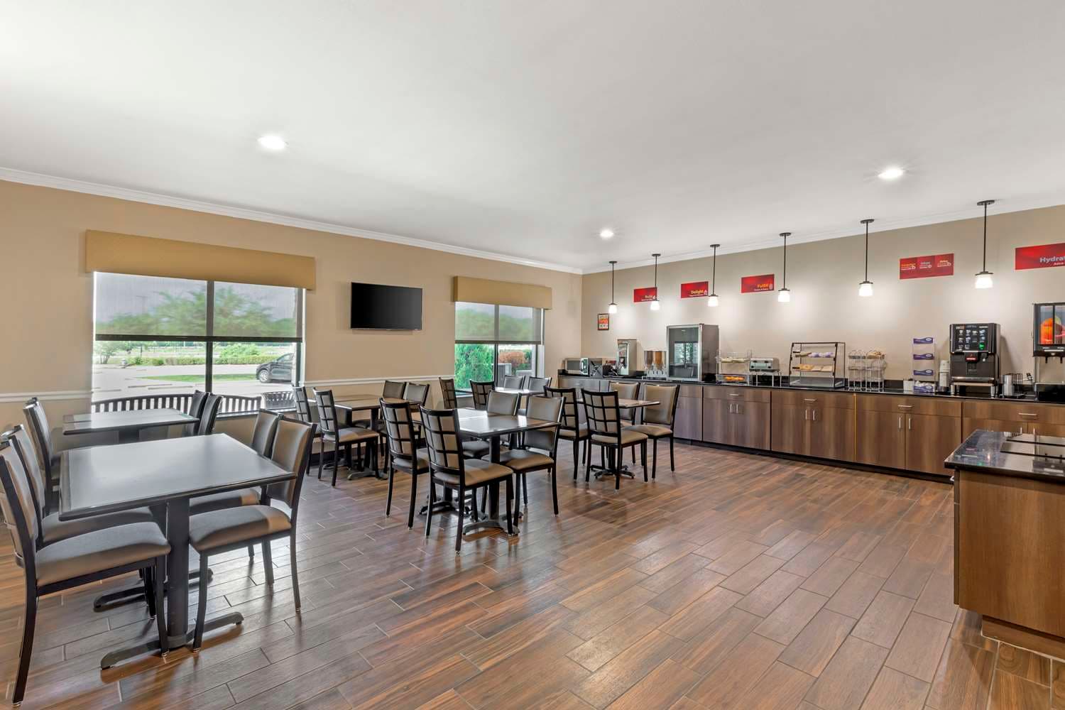 Best Western Plus Burleson Inn & Suites 5