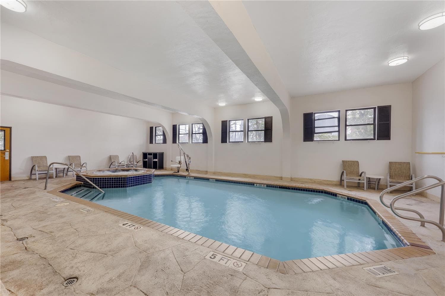 Best Western Alamo Suites 5