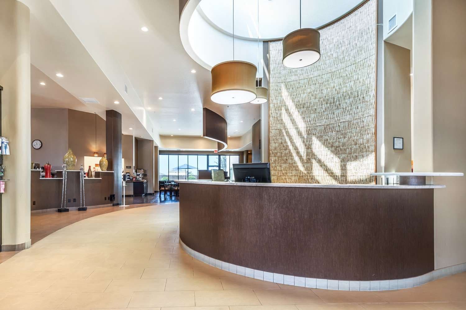 Best Western Plus Lackland Hotel & Suites 4