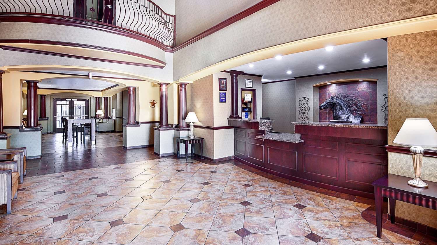 Best Western Plus Royal Mountain Inn & Suites 3