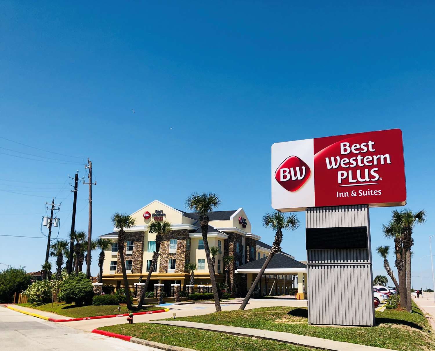 Best Western Plus Seawall Inn & Suites By The Beach 4