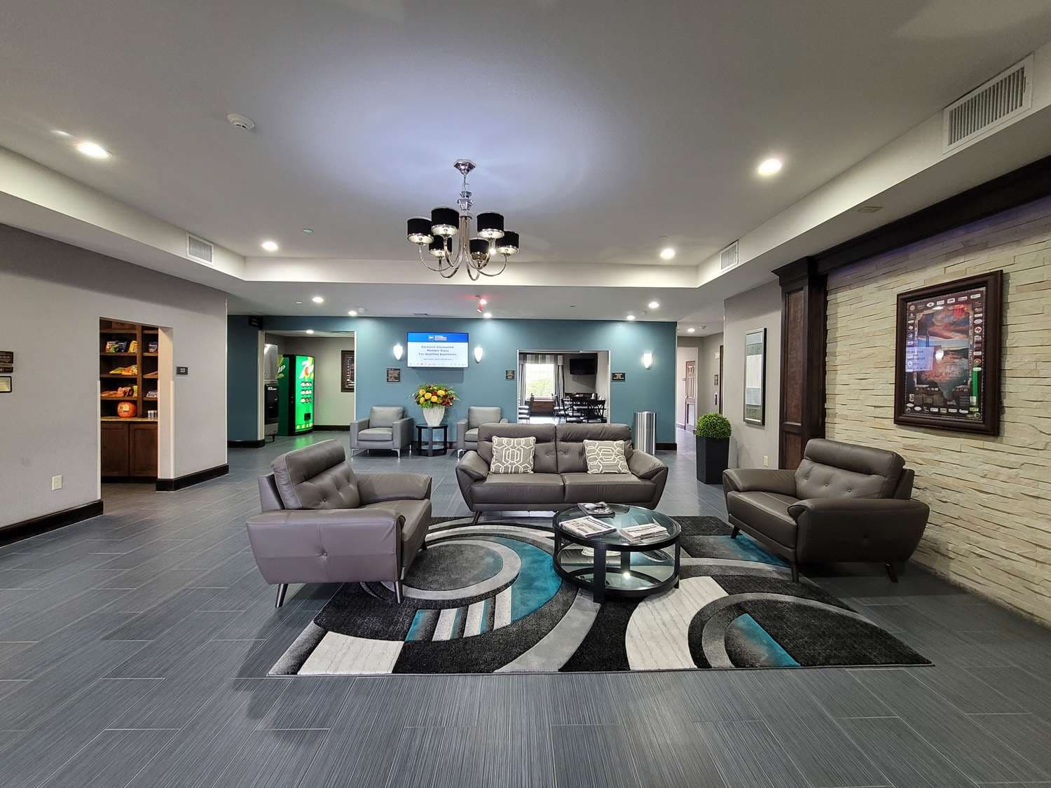 Best Western Plus Kenedy Inn 5