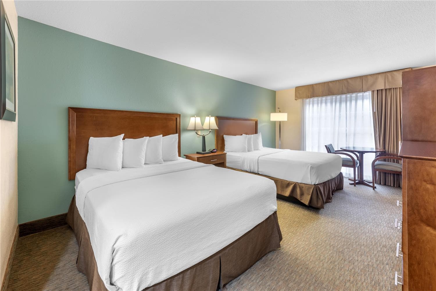 Best Western Plus Atrium Inn 2