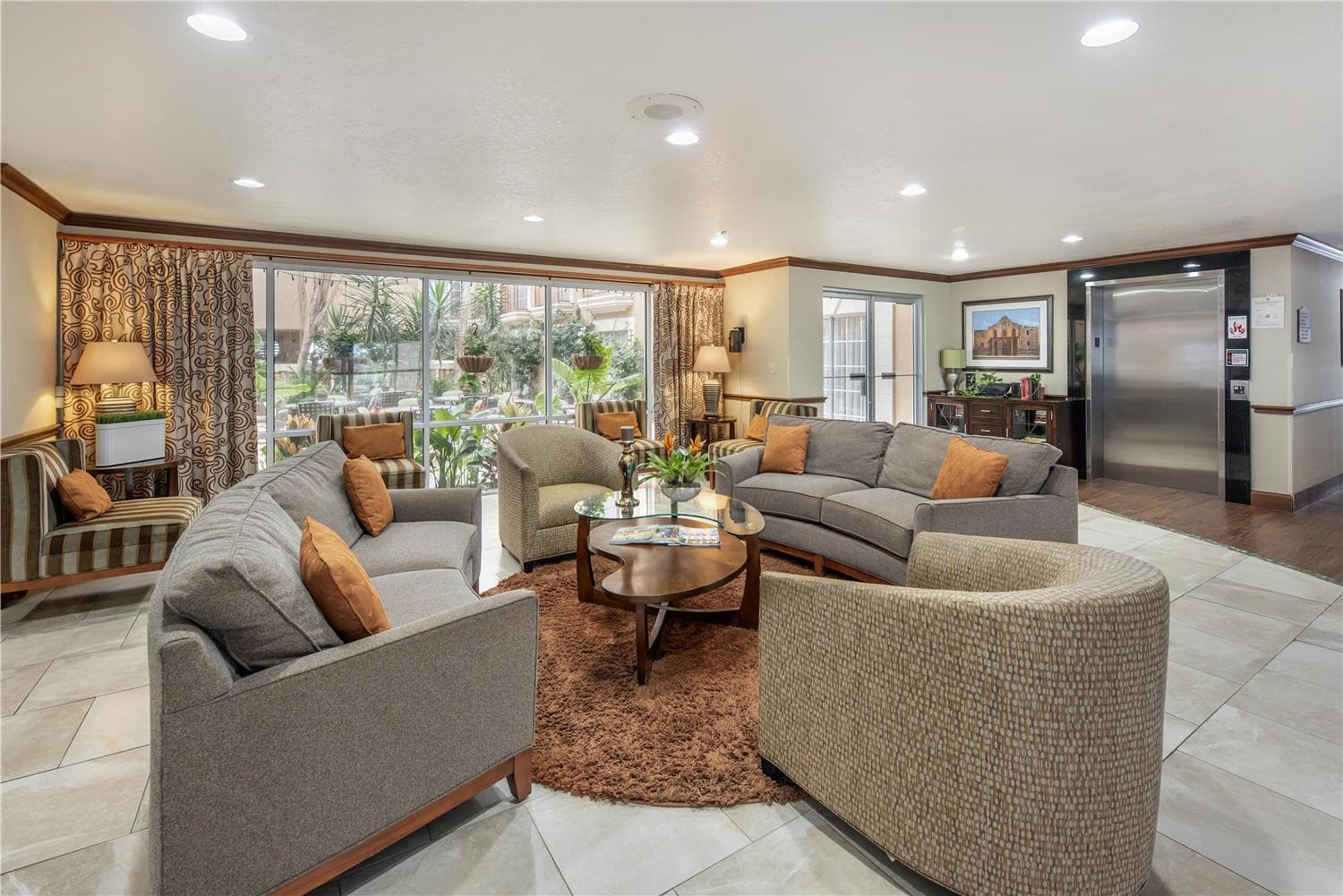 Best Western Plus Atrium Inn 4