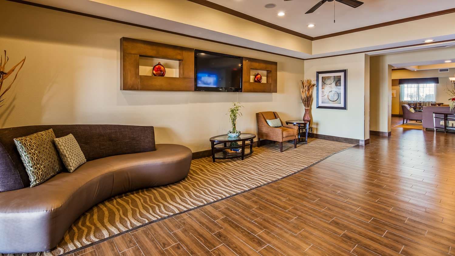 Best Western Plus Seminole Hotel & Suites 5