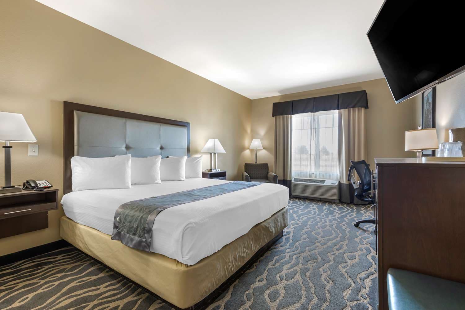 Best Western Plus Fort Stockton Hotel 2
