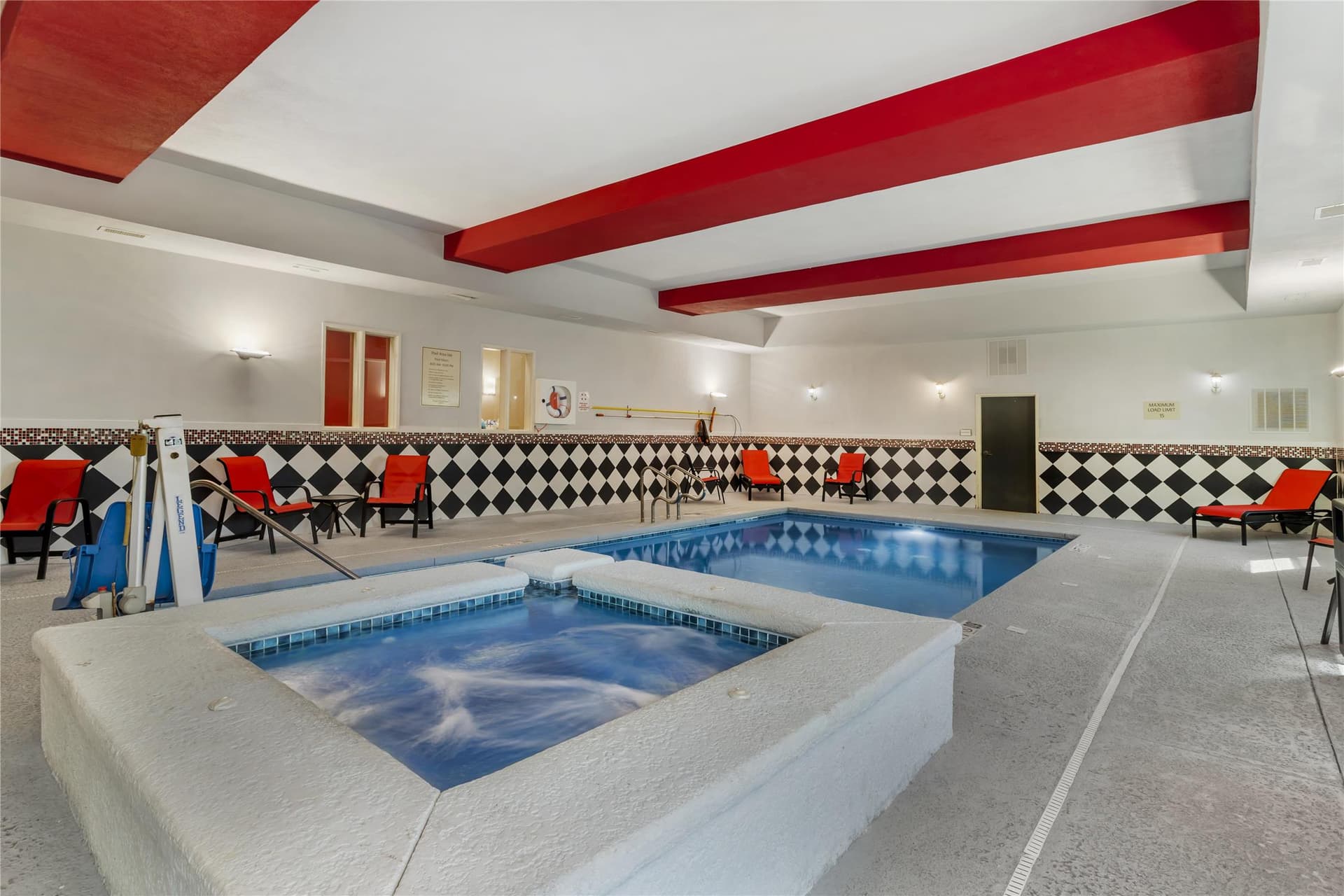 Best Western Plus Laredo Inn & Suites 2