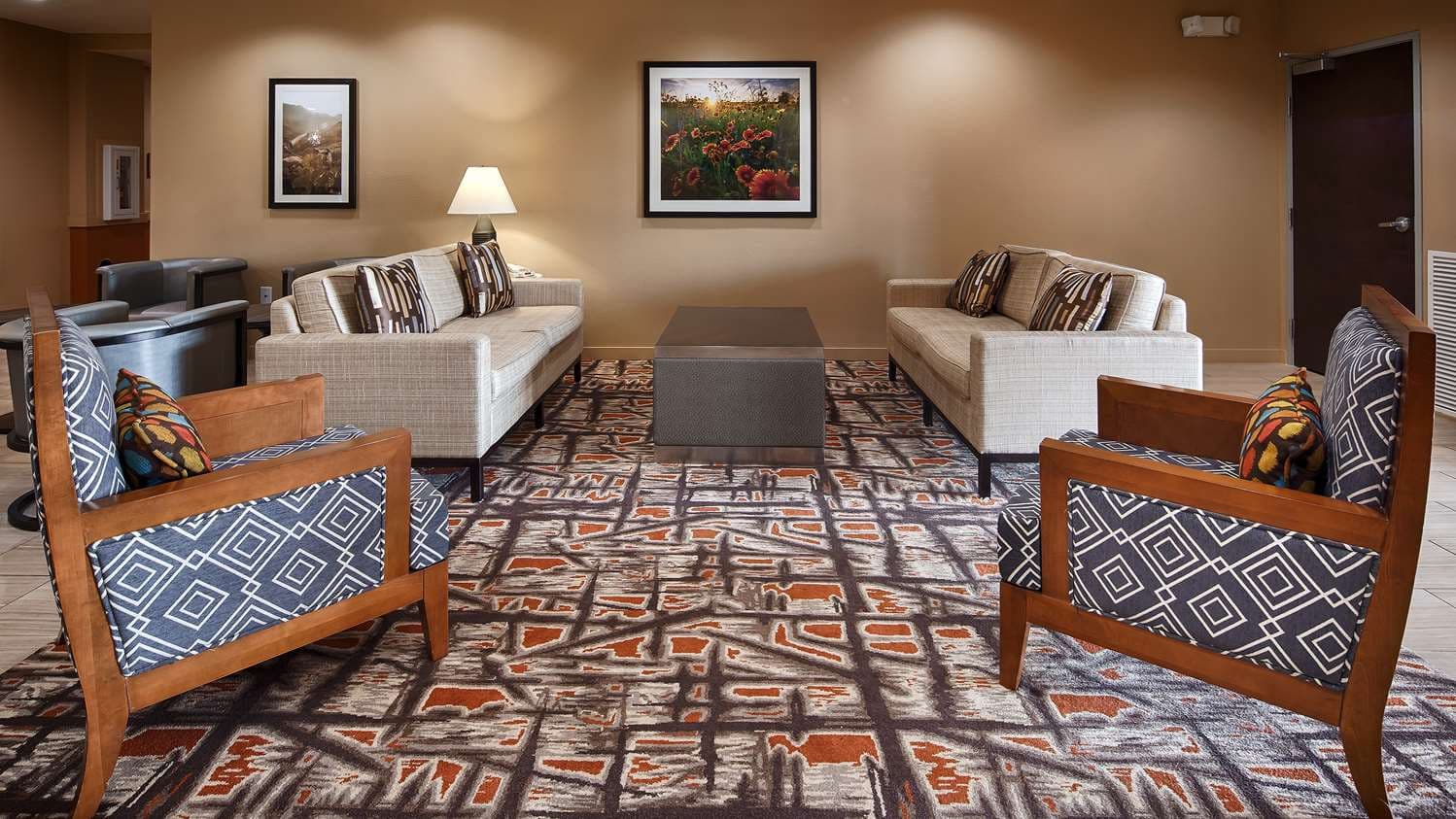 Best Western Plus Elmendorf Hotel / San Antonio Hotel 5