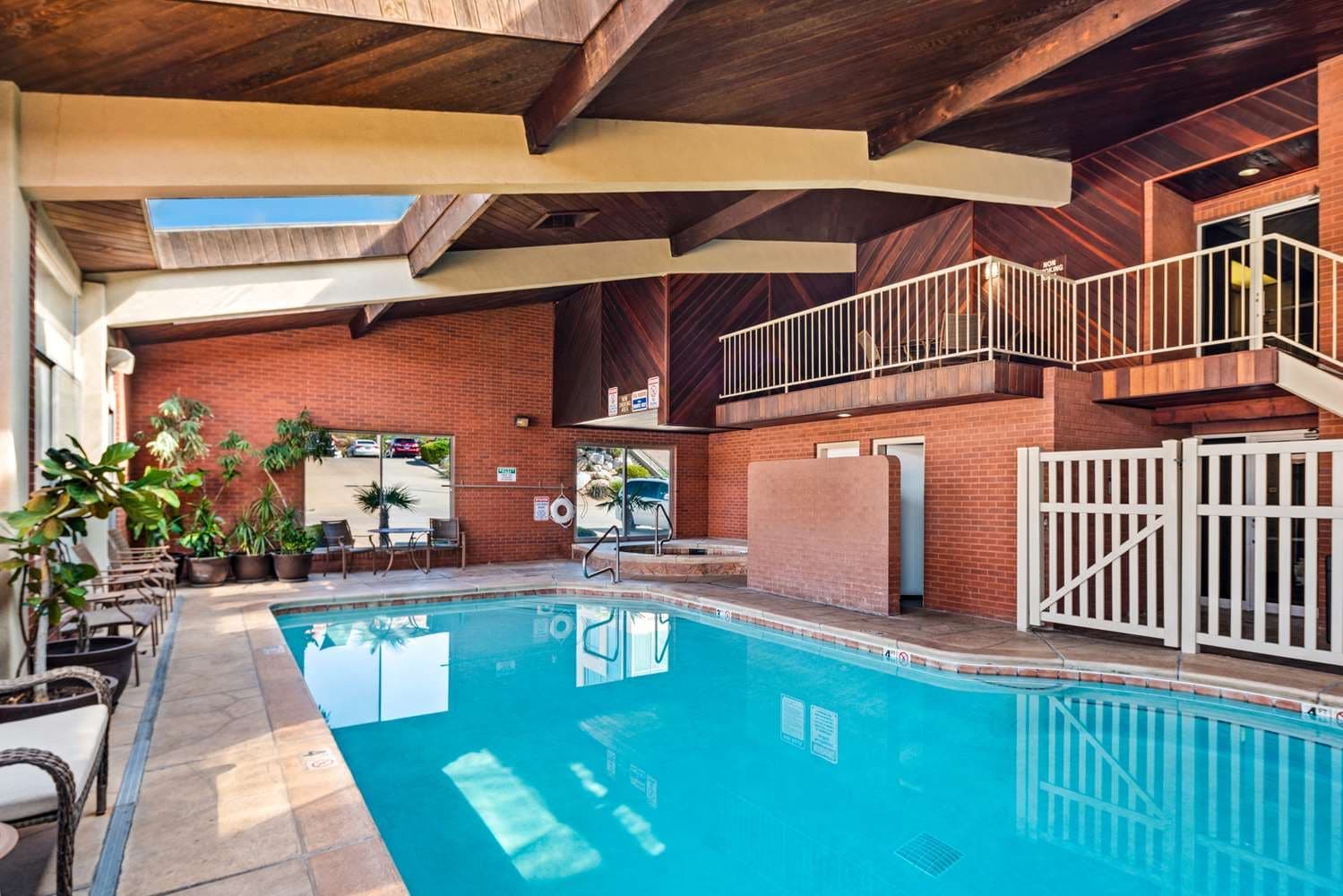 Best Western Coral Hills 5