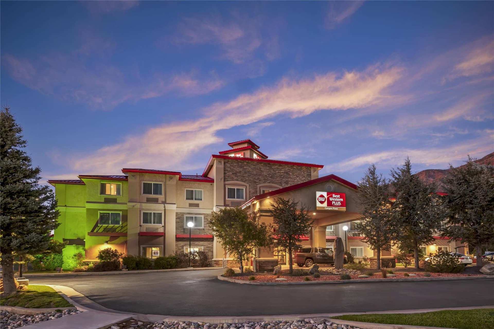 Best Western Plus Canyon Pines 5