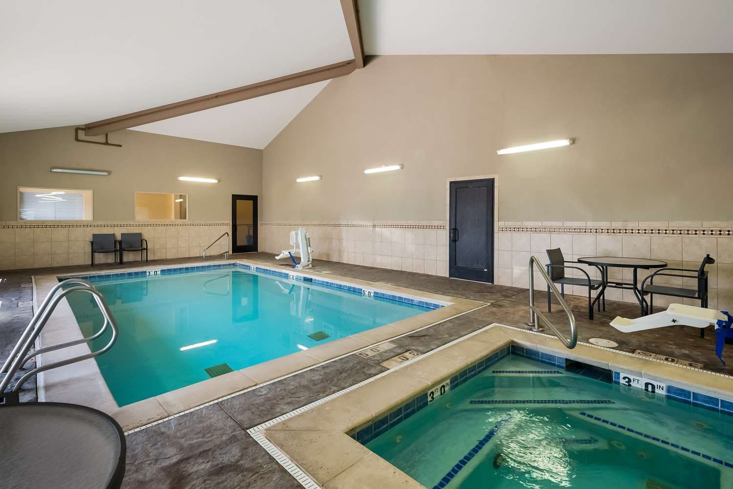 Best Western Plus Landmark Hotel 5