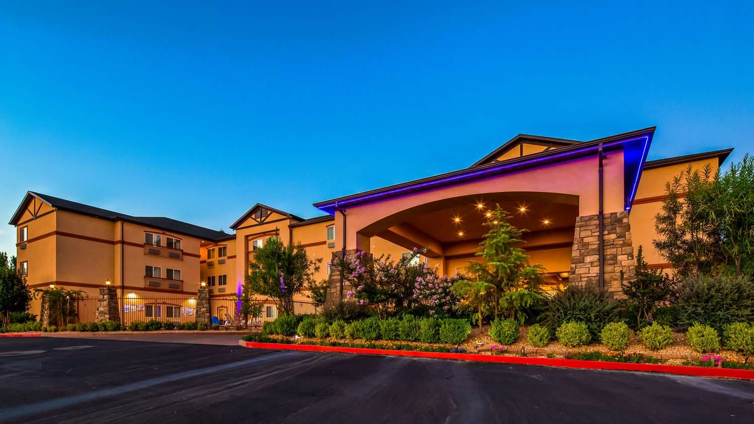 Best Western Plus Zion West Hotel 4
