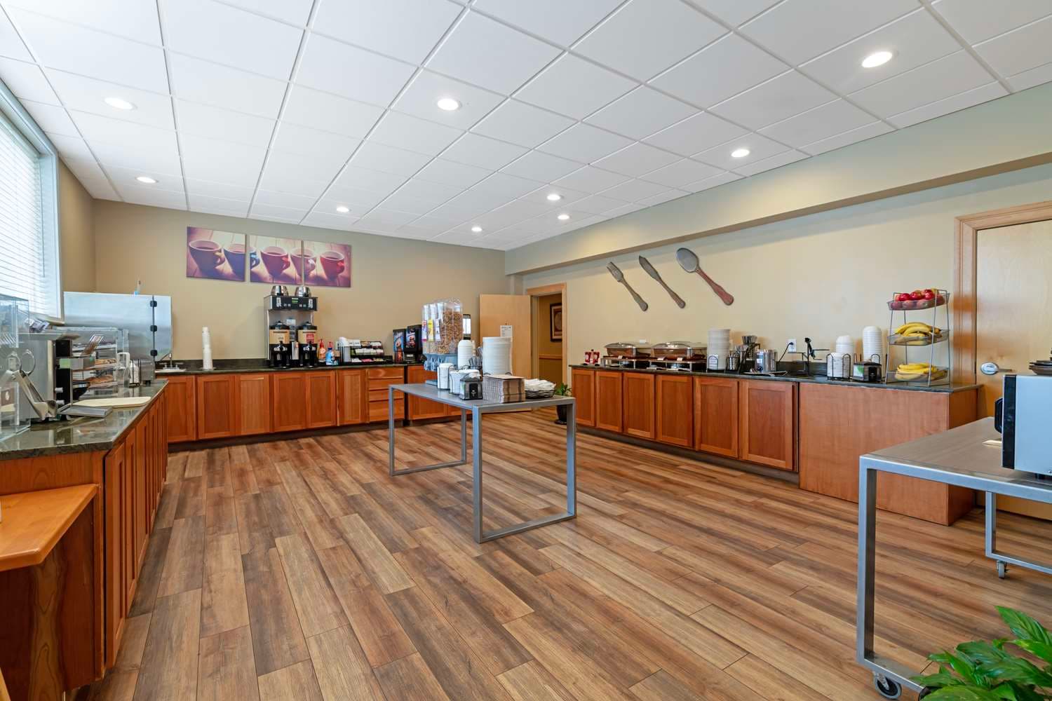 Best Western Plus Windjammer Inn & Conference Center 4