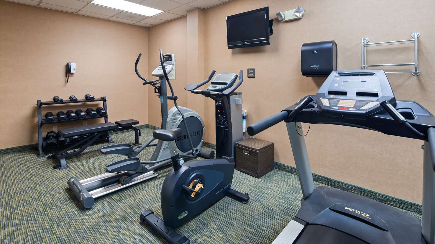 Best Western Leesburg Hotel & Conference Center 3