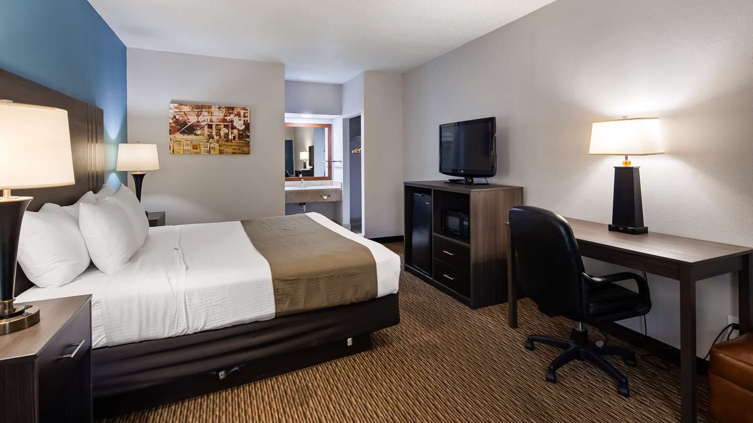 Best Western Emporia 4