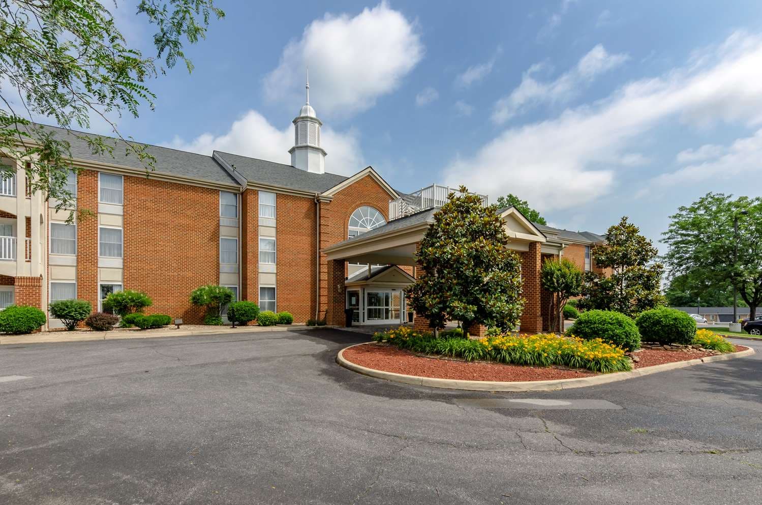 Best Western Plus Inn at Hunt Ridge